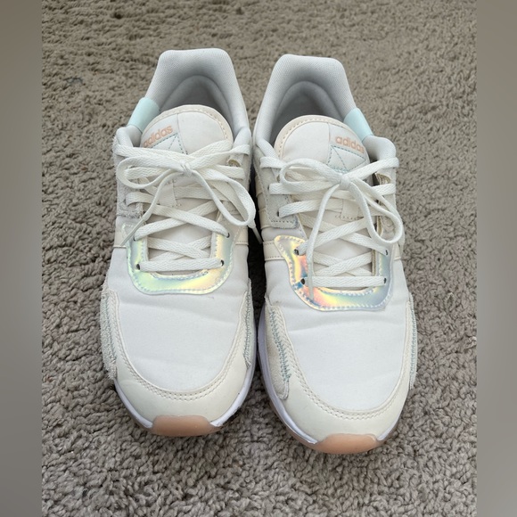 Women’s Adidas, Side 8 - Picture 1 of 5